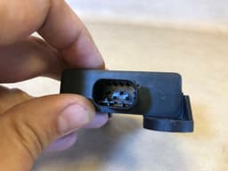 PORSCHE GENUINE Porsche 911 981 991 970 PANAMERA CAYENNE Tire pressure sensor 7PP907283 — thumbnail 6