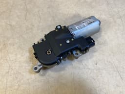 BMW GENUINE BMW X3 E83 X5 E53 E70 Drive unit sunroof 67616922652 — thumbnail 4