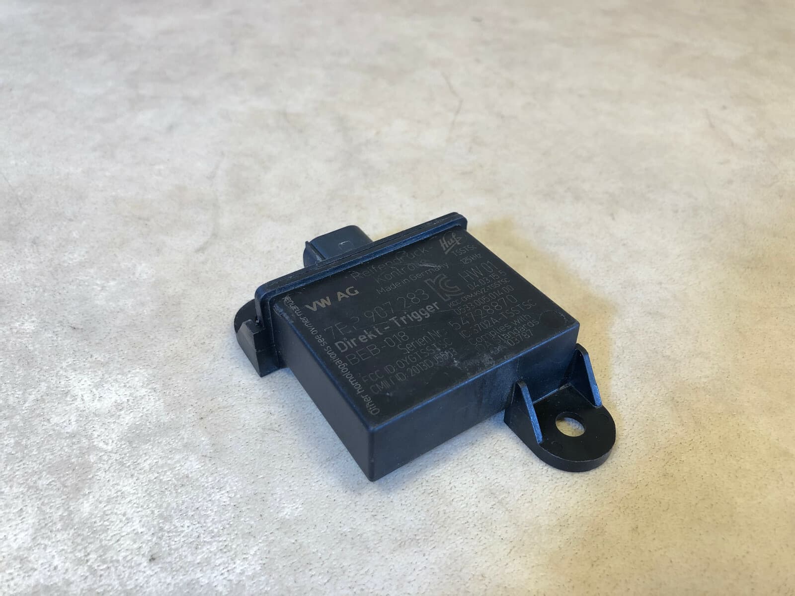 GENUINE Porsche 911 981 991 970 PANAMERA CAYENNE Tire pressure sensor 7PP907283