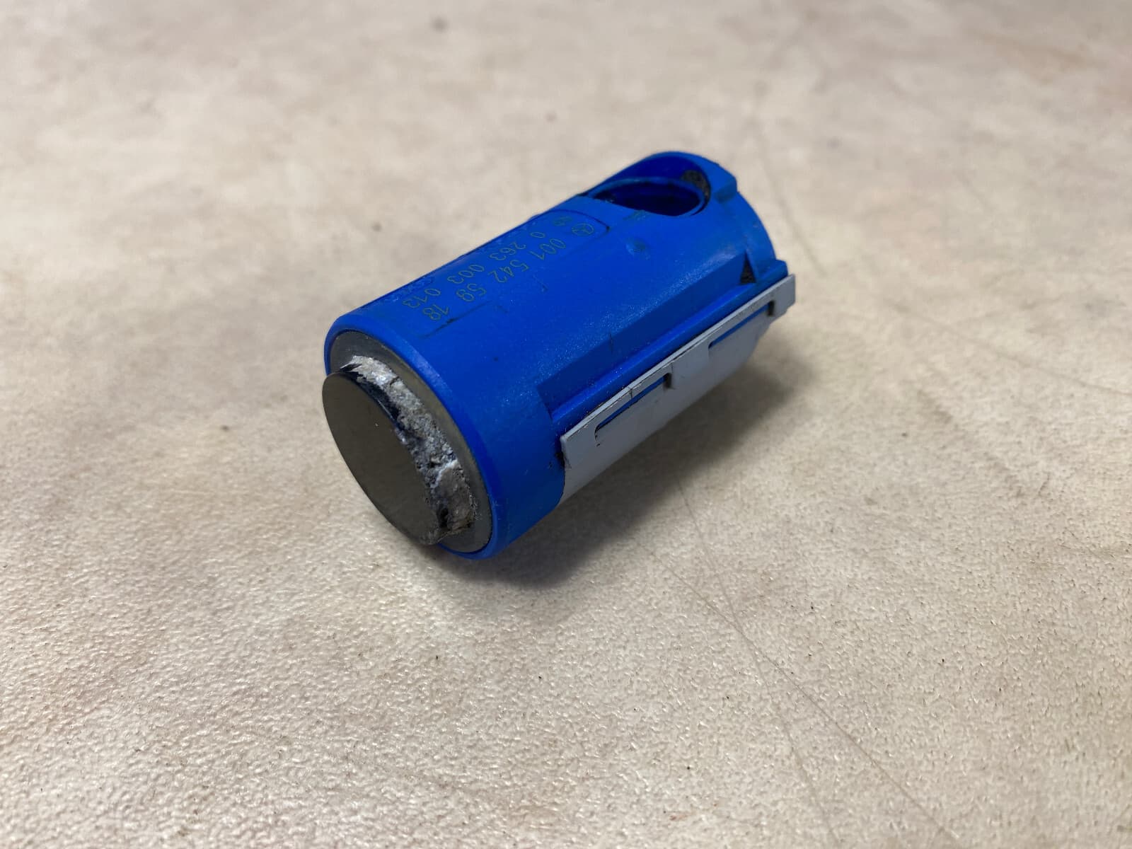 GENUINE Mercedes Benz PDC Bumper Parking Assist Sensor A0015425918