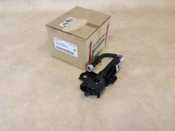 SUBARU SUBARU OEM GENUINE 86636VA001 NOZZLE WASHER, HEADLIGHT 86636VA001 — thumbnail 1