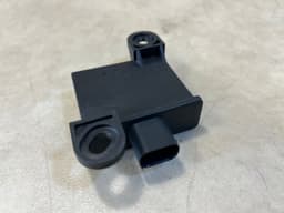 PORSCHE GENUINE Porsche 911 991 970 PANAMERA 958 CAYENNE Tire pressure sensor 7PP907283 — thumbnail 9