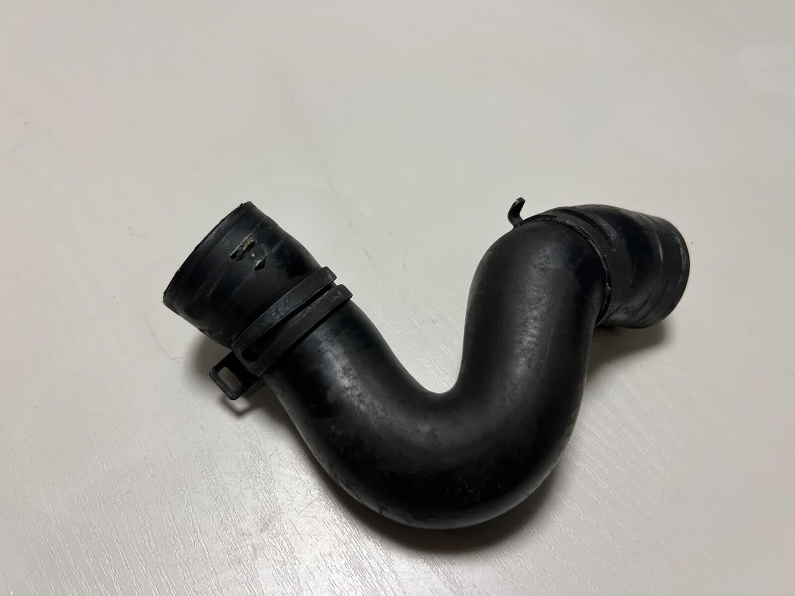 PORSCHE Porsche 911 991 GENUINE Water Coolant Hose 99110683200