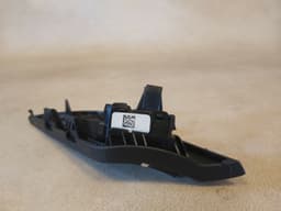 BMW OEM BMW X5 X6 F15 F16 F85 F86 Right Driver Side Central Lock Switch 61319258296 — thumbnail 9