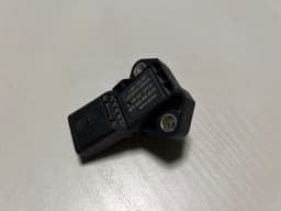 PORSCHE Porsche 911 991 GENUINE Intake Manifold Pressure Sensor 03G906051D — thumbnail 7