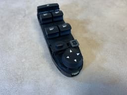 BMW BMW 5 E60 E61 Genuine Window Lifter Switch Driver's Side 61319122110 — thumbnail 3