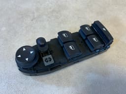 BMW BMW 5 E60 E61 Genuine Window Lifter Switch Driver's Side 61319122110 — thumbnail 4