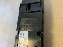 BMW BMW 5 E60 E61 Genuine Window Lifter Switch Driver's Side 61319122110 — thumbnail 9