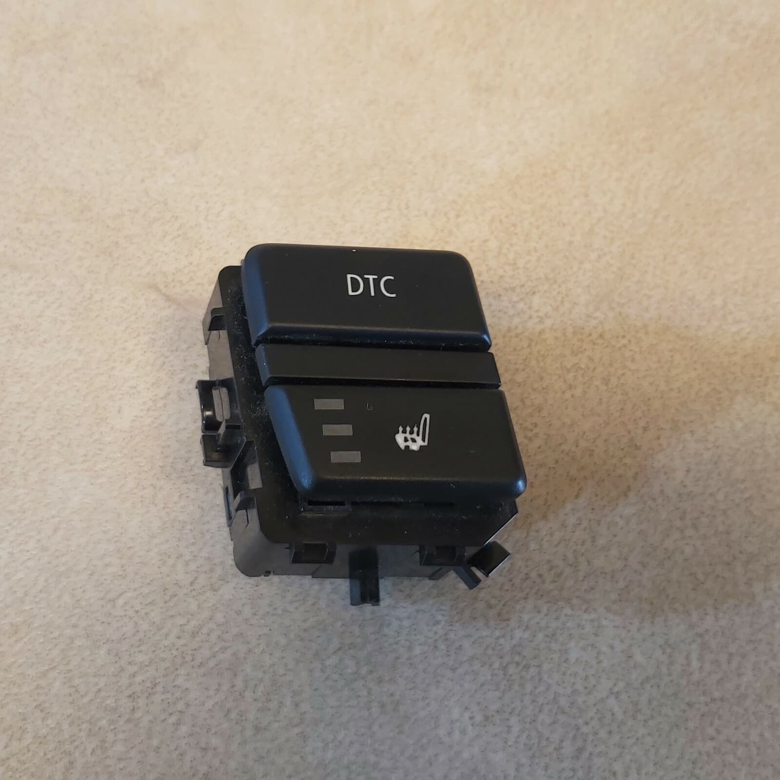 BMW BMW OEM E60 E63 535 550 650 06-10 FRONT CENTER DTC SEAT HEAT SWITCH 61319159052