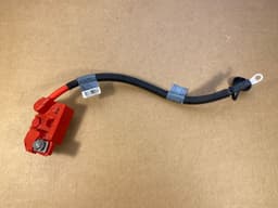 BMW GENUINE BMW X5 X6 E70 E71 Positive Battery cable 61129115449 — thumbnail 2