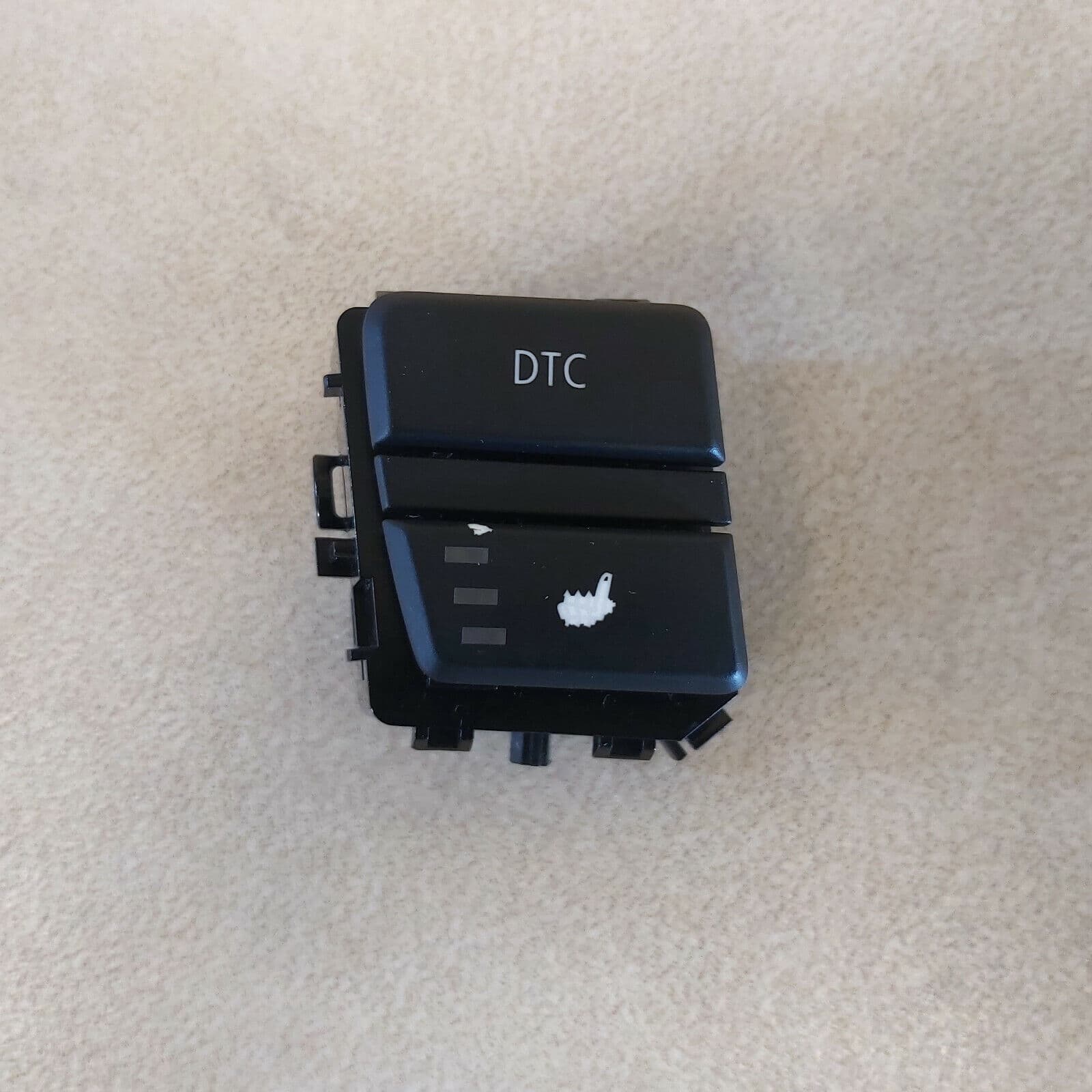BMW Genuine BMW 61319159052 E60 E61 CENTER CONSOLE RIGHT SWITCH HEATED SEAT DTC