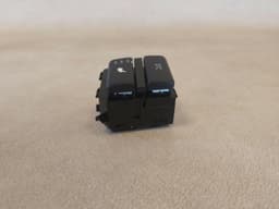 BMW Genuine BMW 61319159052 E60 E61 CENTER CONSOLE RIGHT SWITCH HEATED SEAT DTC — thumbnail 4