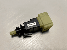 MERCEDES-BENZ Mercedes G class W463 GENUINE Brake Light Switch A0015456409 — thumbnail 4