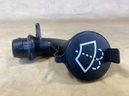 MERCEDES-BENZ Mercedes G class W463 GENUINE Washer System Reservoir Fitting A4638690266 — thumbnail 3