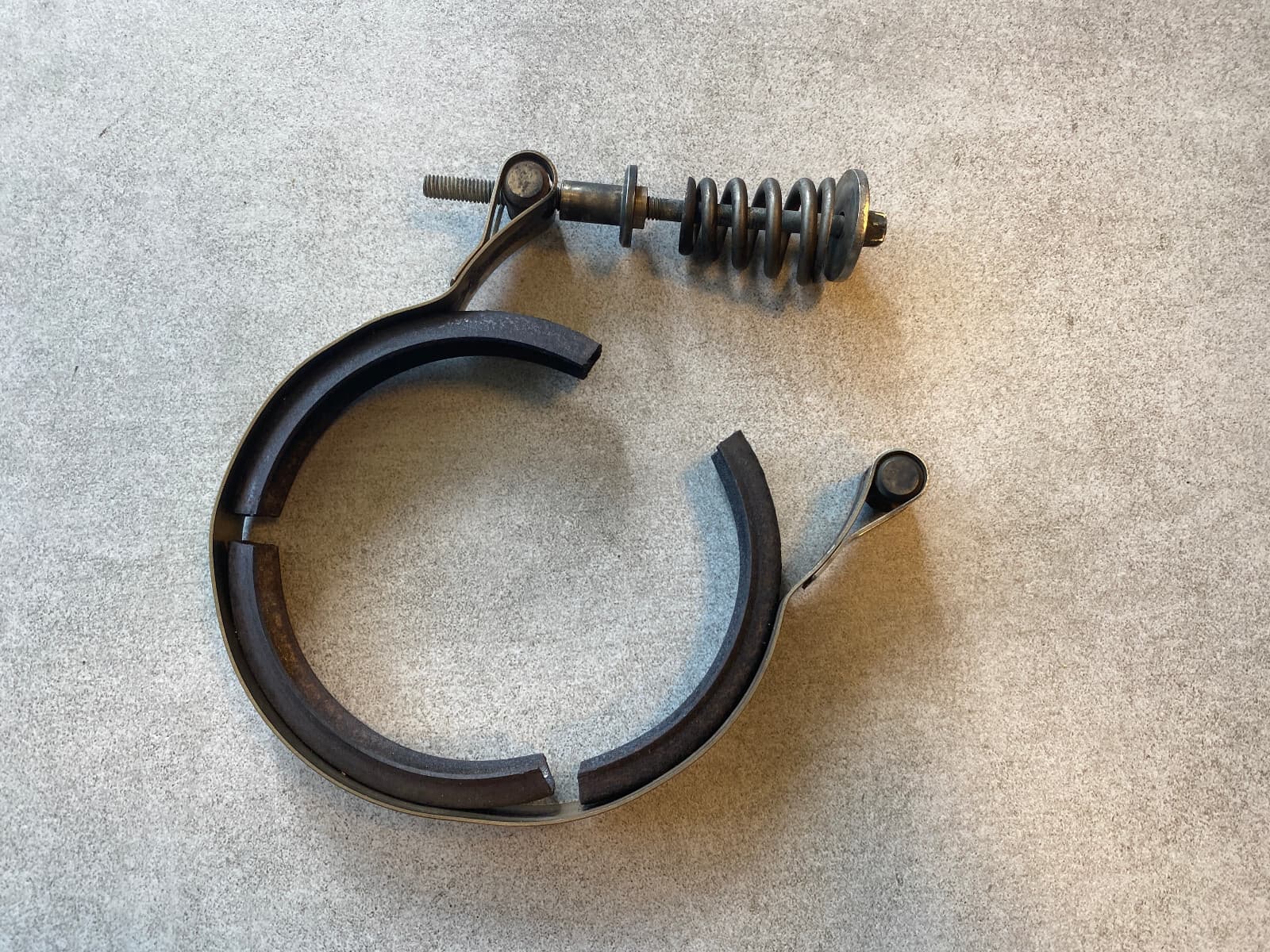 BMW GENUINE BMW X5 E70 X6 E71 Screw clamp 18207793677
