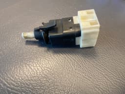MERCEDES-BENZ Mercedes G class W463 GENUINE Brake Light Switch A0015456409 — thumbnail 5
