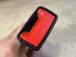 BMW BMW X5 E70 LCI E70 X6 E71 E72 Lower strap rear Belt Lock Left Right 72117171197 — thumbnail 10