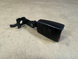 BMW BMW X5 E70 LCI E70 X6 E71 E72 Lower strap rear Belt Lock Left Right 72117171197 — thumbnail 5