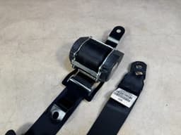 BMW BMW X5 E70 LCI E70 REAR RIGHT SIDE BLACK SEAT BELT 72117161060 — thumbnail 2