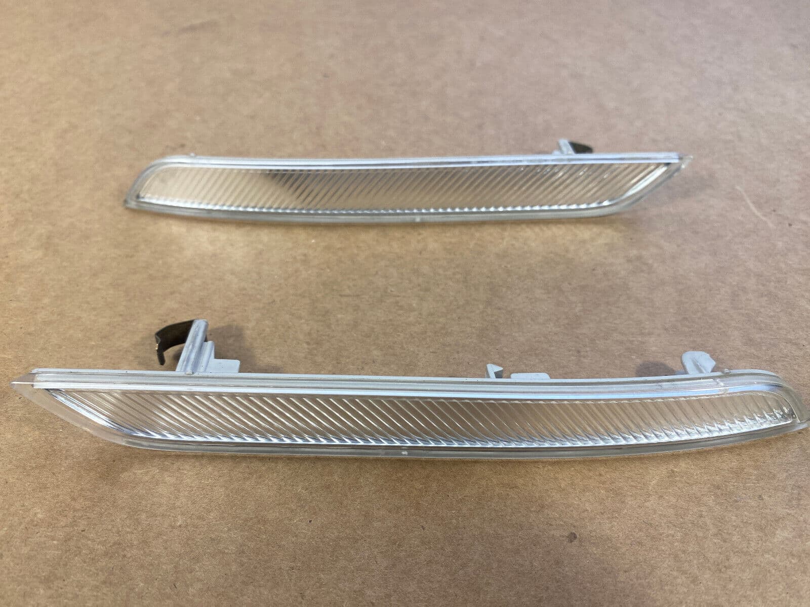 GENUINE BMW X5 E70 X6 E71 E72 Front Bumper Reflector Left&Right SET