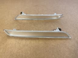 BMW GENUINE BMW X5 E70 X6 E71 E72 Front Bumper Reflector Left&Right SET — thumbnail 2