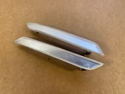 BMW GENUINE BMW X5 E70 X6 E71 E72 Front Bumper Reflector Left&Right SET — thumbnail 5