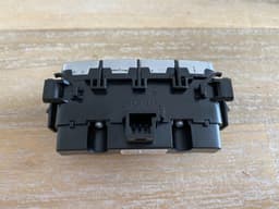 MERCEDES-BENZ Mercedes G class W463 GENUINE LOW RANGE Buttons in the center console — thumbnail 4