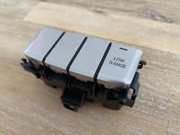 MERCEDES-BENZ Mercedes G class W463 GENUINE LOW RANGE Buttons in the center console — thumbnail 3