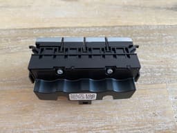 MERCEDES-BENZ Mercedes G class W463 GENUINE LOW RANGE Buttons in the center console — thumbnail 5