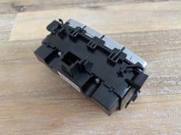 MERCEDES-BENZ Mercedes G class W463 GENUINE LOW RANGE Buttons in the center console — thumbnail 7