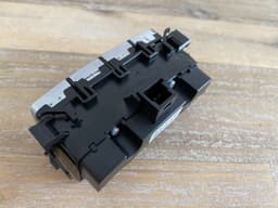 MERCEDES-BENZ Mercedes G class W463 GENUINE LOW RANGE Buttons in the center console — thumbnail 8