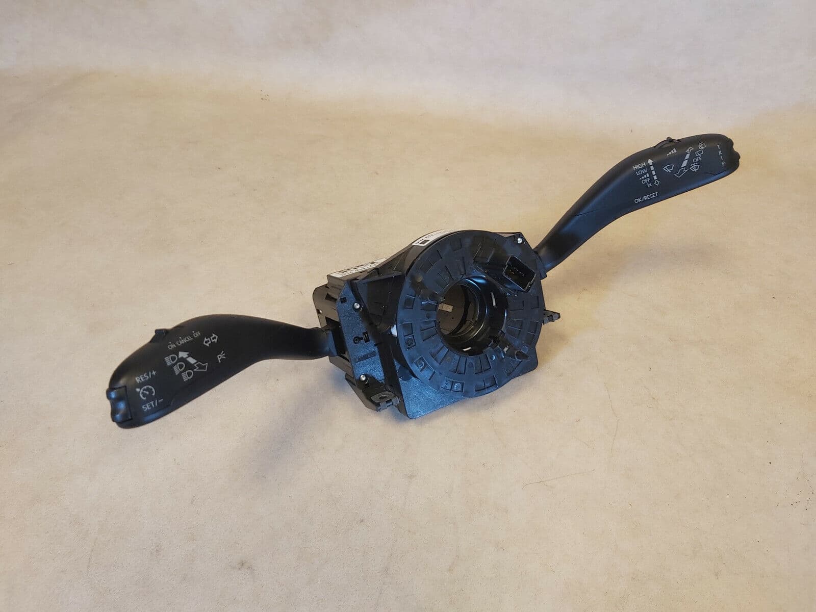 VW VW Polo 6R Combination Switch Steering COLUMN SWITCH CRUISE CONTROL 6Q0953503EJ