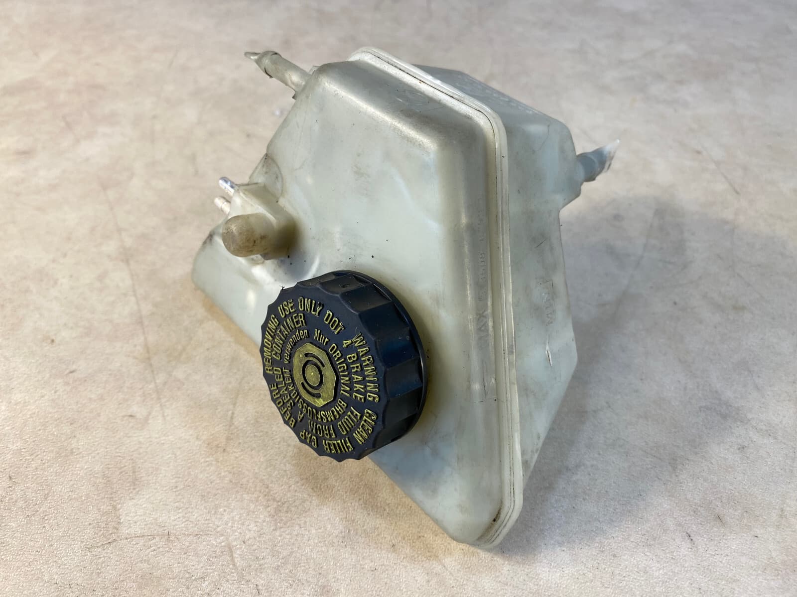 MERCEDES-BENZ Mercedes G class W463 Genuine Brake Master Cylinder Reservoir A0004301102
