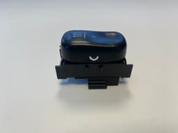 MERCEDES-BENZ Mercedes S G class W220 W463 Genuine OFF Button A2208211758 — thumbnail 2
