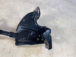 BMW Genuine BMW X5 E70 F15 F85 Catch bracket left 52207314647 — thumbnail 9
