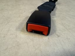 BMW BMW X5 E70 LCI E70 REAR CENTER BLACK SEAT LOWER BELT LOCK 52204185747 — thumbnail 2