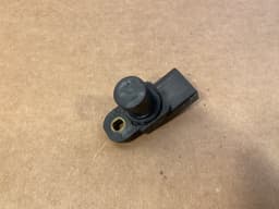 BMW GENUINE BMW X5 E70 E70 LCI X6 E71 Camshaft position sensor 13627792256 — thumbnail 4