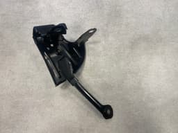 BMW Genuine BMW X5 E70 F15 F85 Catch bracket right 52207314648 — thumbnail 2