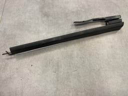 VW VW Touareg Porsche Cayenne Audi Q7 Front Right Seat Rail Trim 7L0881479 — thumbnail 3