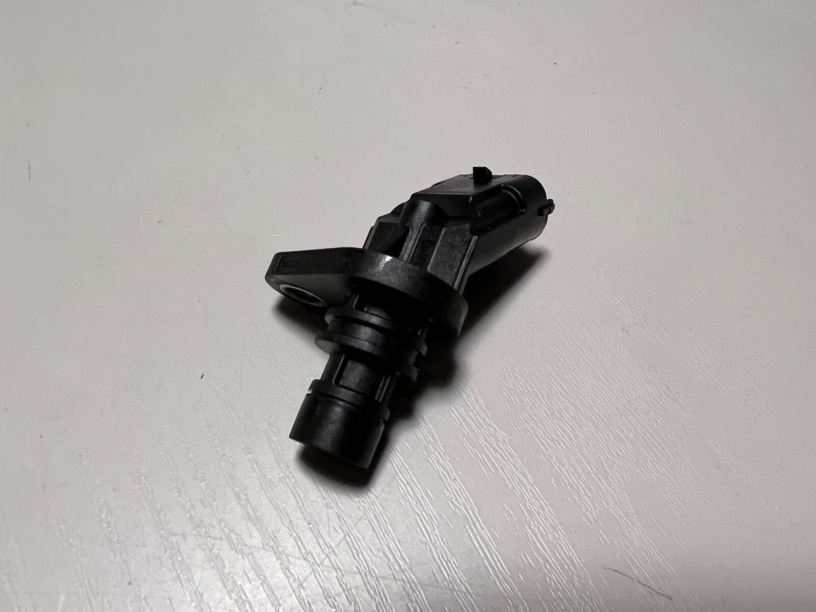 PORSCHE Porsche 911 991 GENUINE Camshaft Speed Sensor 99160611202