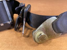 MERCEDES-BENZ Mercedes G class W463 Genuine Rear Right SEAT BELT 2001-2012 Year — thumbnail 3