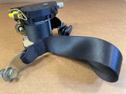 MERCEDES-BENZ Mercedes G class W463 Genuine Rear Right SEAT BELT 2001-2012 Year — thumbnail 4