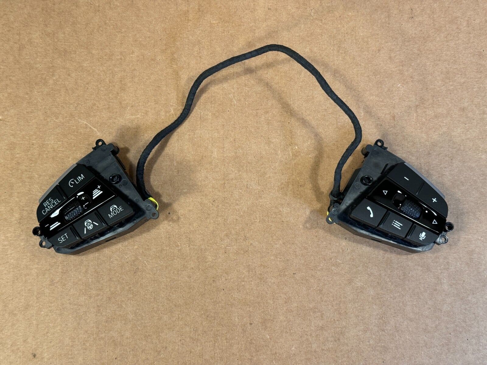 BMW 3 8 X5 X6 X7 Z4 G20 G21 G14 G15 G16 G05 G06 G07 G29 M Steering Wheel Buttons