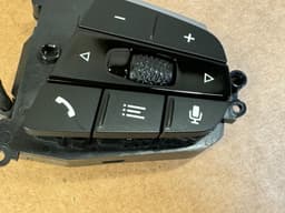 BMW BMW 3 8 X5 X6 X7 Z4 G20 G21 G14 G15 G16 G05 G06 G07 G29 M Steering Wheel Buttons — thumbnail 7