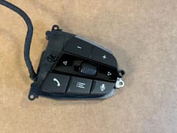BMW BMW 3 8 X5 X6 X7 Z4 G20 G21 G14 G15 G16 G05 G06 G07 G29 M Steering Wheel Buttons — thumbnail 3