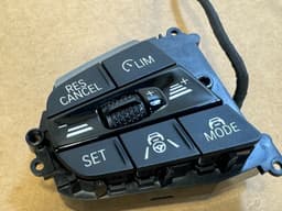 BMW BMW 3 8 X5 X6 X7 Z4 G20 G21 G14 G15 G16 G05 G06 G07 G29 M Steering Wheel Buttons — thumbnail 4