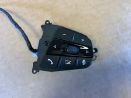 BMW BMW 5 6 X3 X4 G30 G31 G32 G01 G02 M Steering Wheel FACELIFT BUTTONS — thumbnail 3