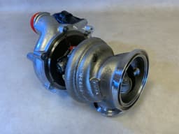 BMW BMW 5 7 X5 X7 G30 G11 G12 G05 G07 GENUINE NEW Turbo Charger 5.0i — thumbnail 7