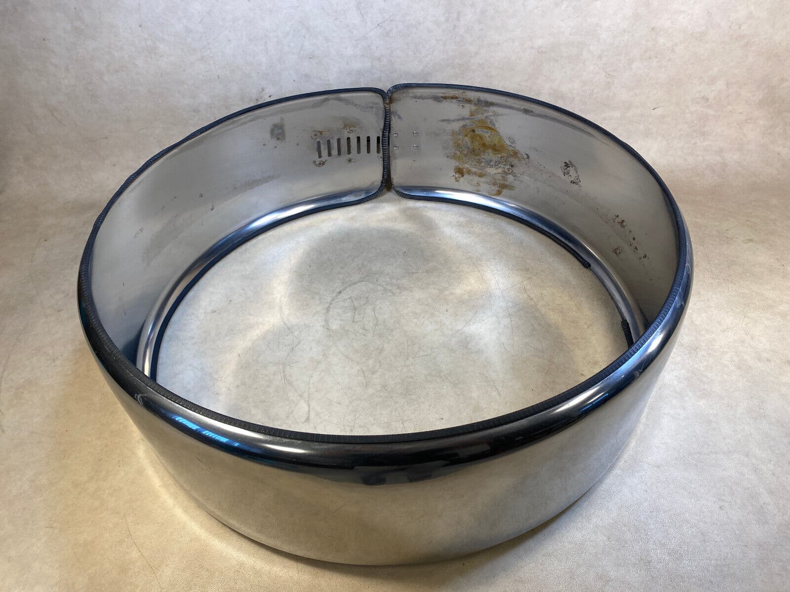 MERCEDES-BENZ Mercedes G class W463 GENUINE Rear Tailgate Spare Wheel Cover Trim A4638901000