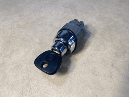 BMW GENUINE BMW E23 7 SERIES Trunk Lid Lock With Key 51241858639 — thumbnail 1